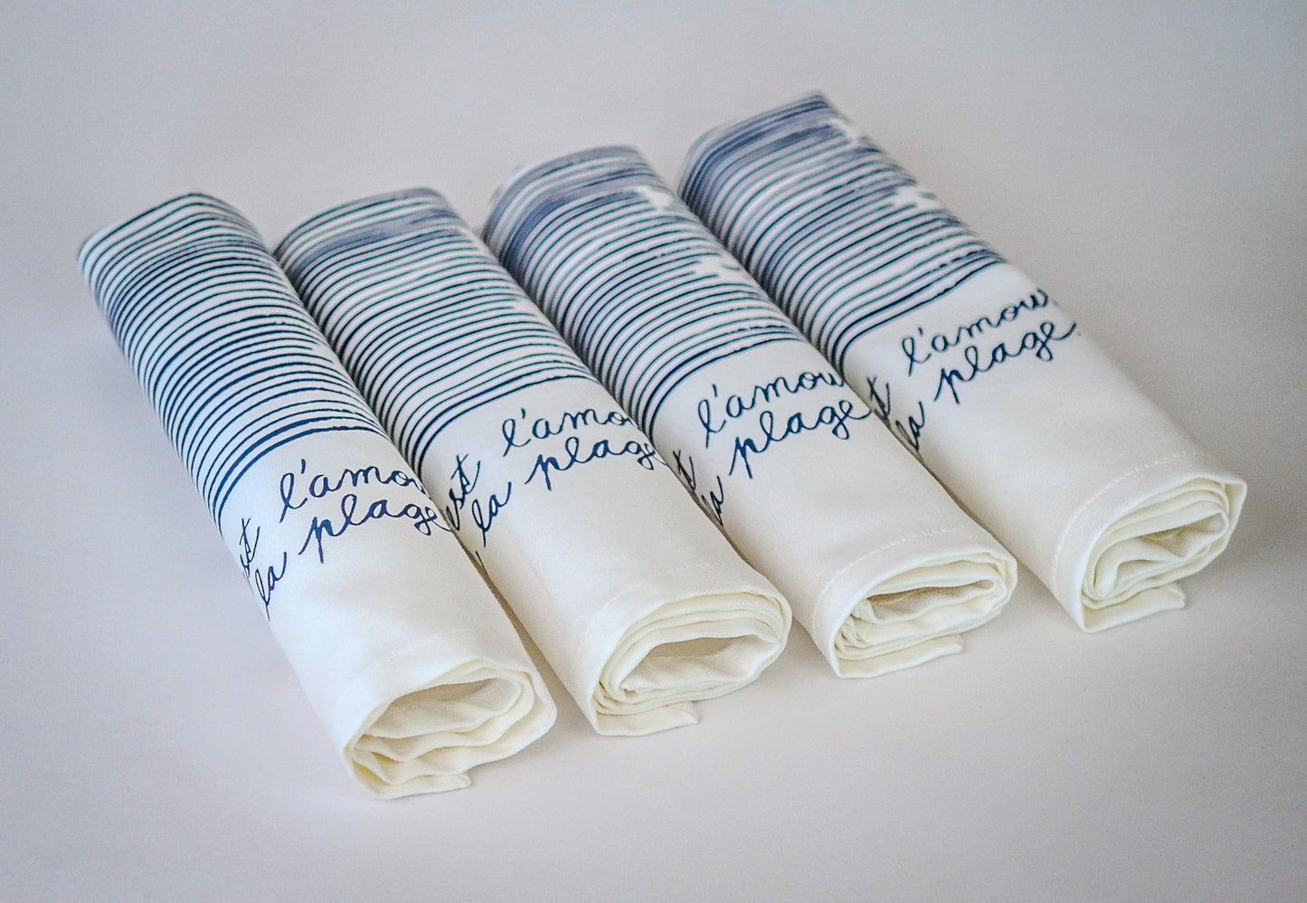 The 4 "Love at the Beach" napkins