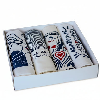 Geschenkset mit 4 Servietten „La Collab avec Jana“ – 4 Motive | Die Stoffserviette