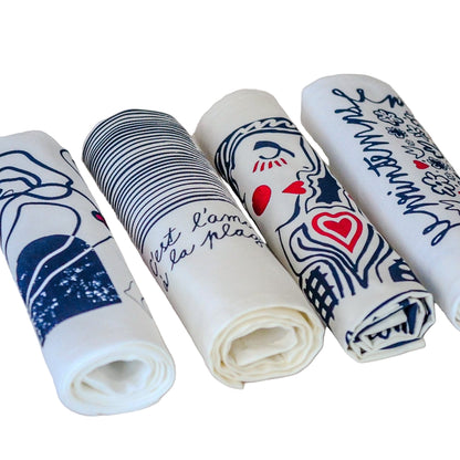 Geschenkset mit 4 Servietten „La Collab avec Jana“ – 4 Motive | Die Stoffserviette