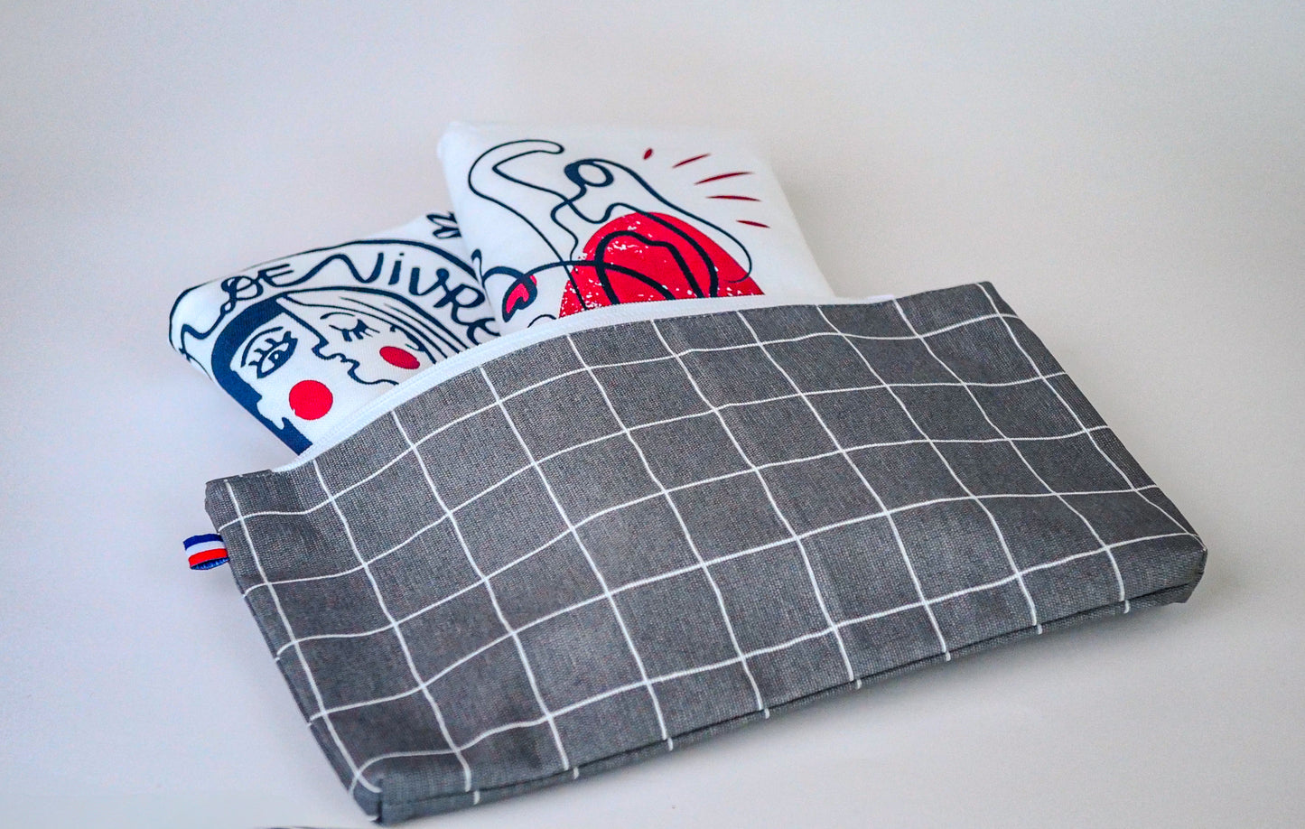 Le duo de serviettes de table et sa pochette