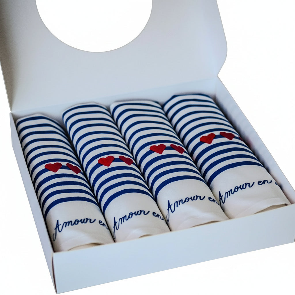 Coffret de 4 serviettes de table en tissu fabriquées en France aux motifs marins