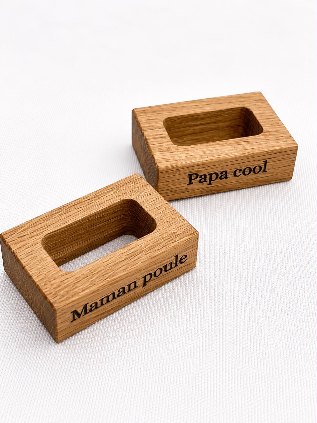 Box Cadeau "Maman Poule & Papa Cool" – Serviettes Jana & Ronds de serviette | La Serviette de Table