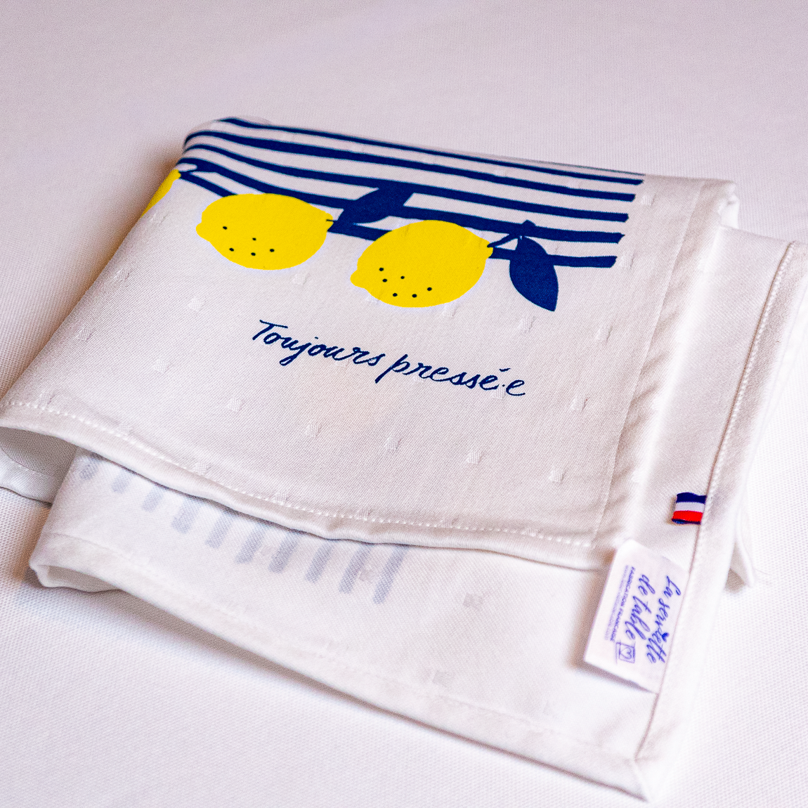 The "squeezed lemon" yellow towel