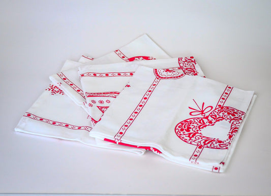Nappe carrée "cœurs de Noël" - Linge de table