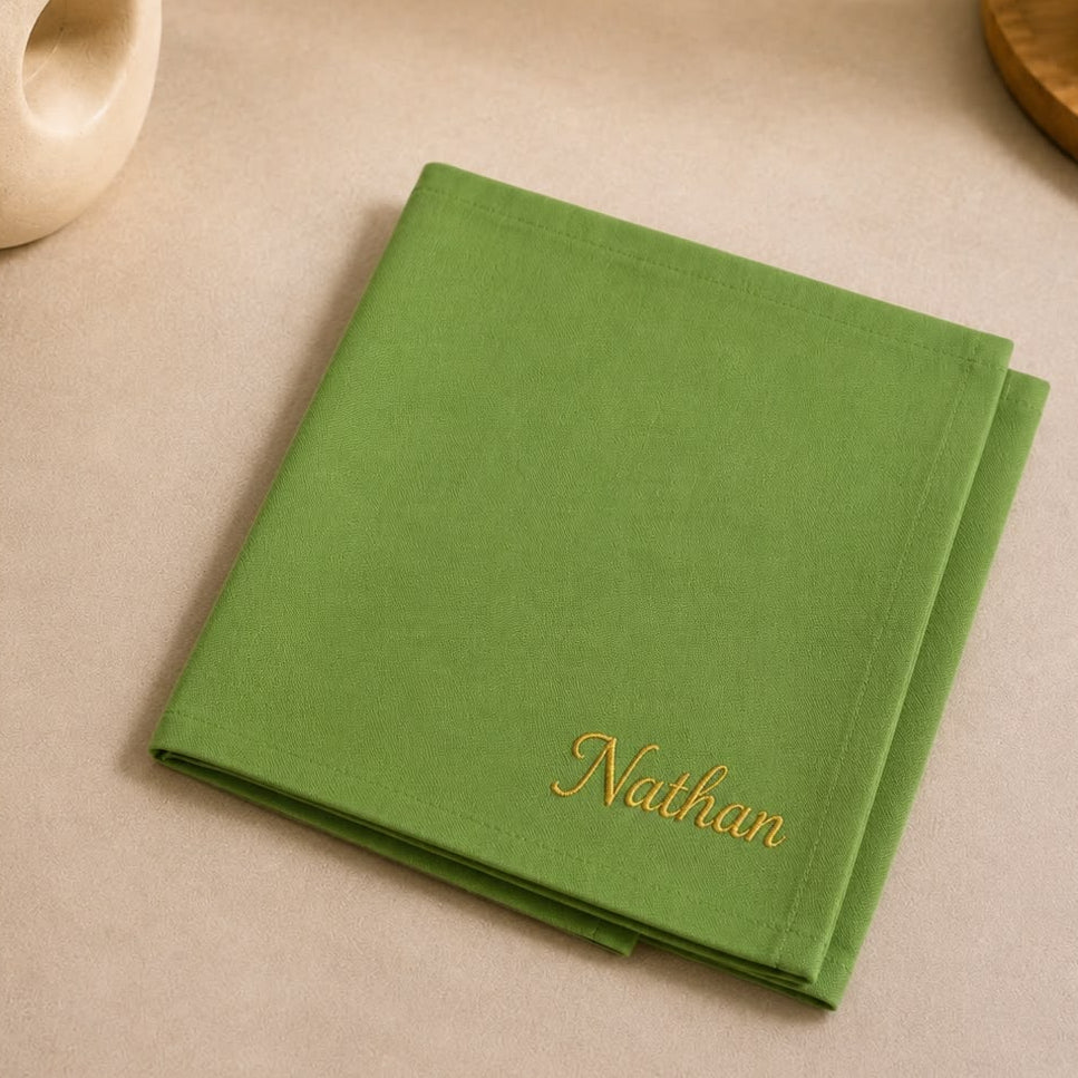 Serviette de table brodée verte - La Serviette de Table
